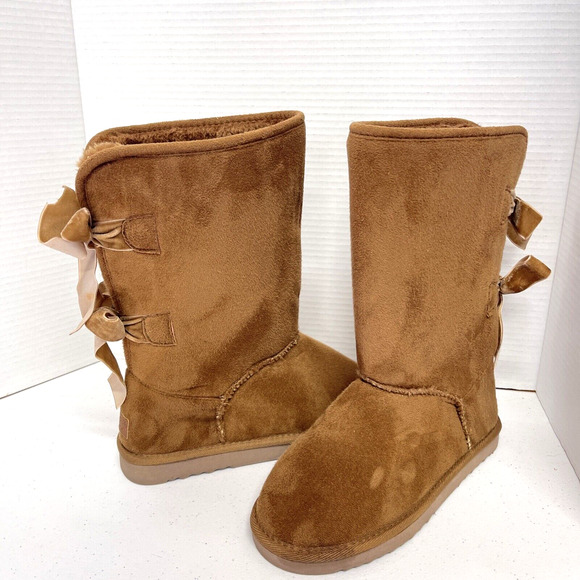 New, Never Worn Women’s Size 7 Simply Southern Boots with Cute Bow Detail - Picture 1 of 4